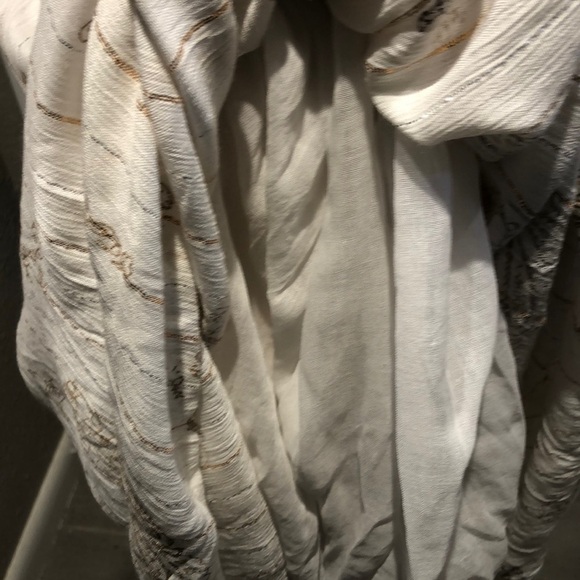 Elegant Cream Maxi Dress - Picture 12 of 16